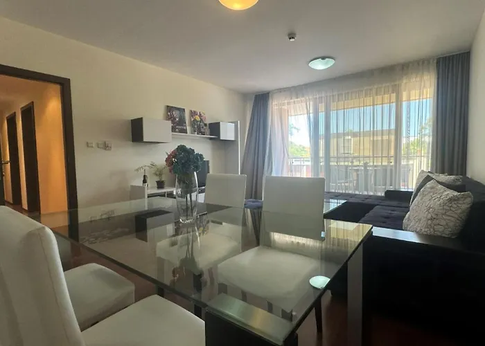 Sunny Family Апартаменты *