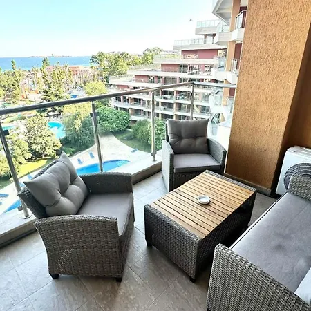 Sunny Family * Солнечный берег