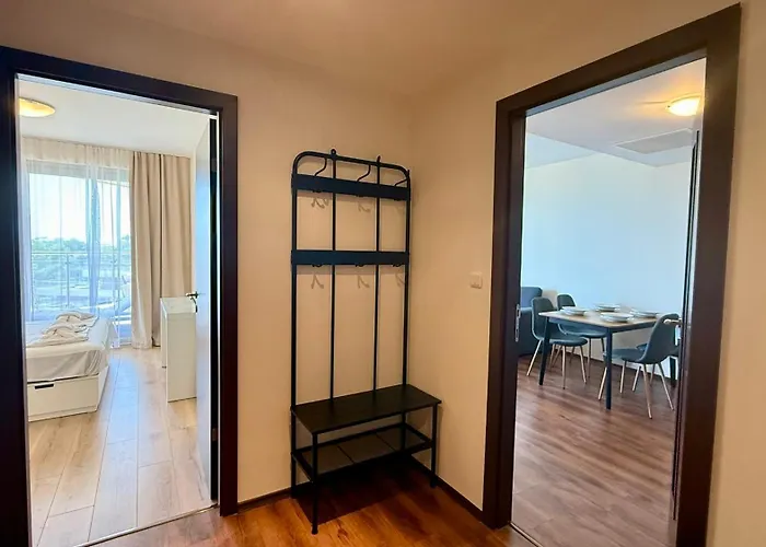 Sunny Family Apartment *